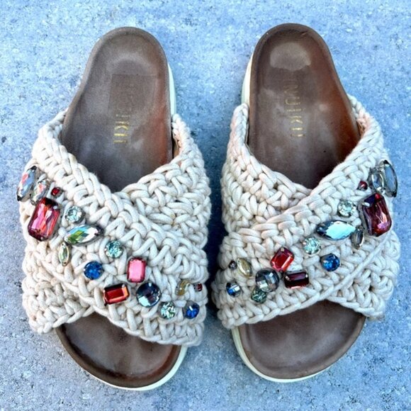 INUIKII woven sandals in Stone White - Picture 1 of 6